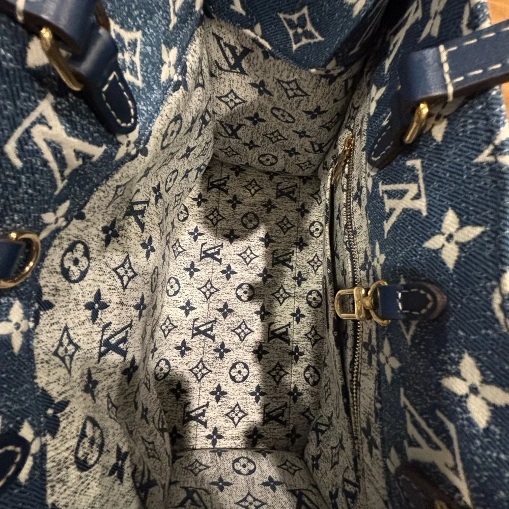 Louis Vuitton Blue Denim On The Go - Picture 3 of 7